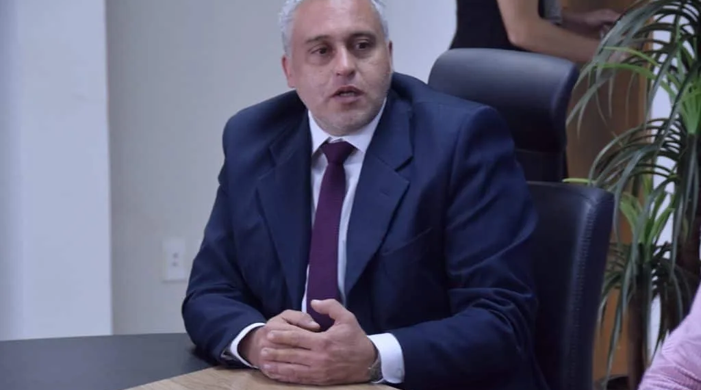 MP/AC acompanha caso de idosa que aparece em vídeo possivelmente sofrendo agressão