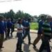 Servidores e terceirizados da Ufac fazem protesto; professores não vão aderir greve