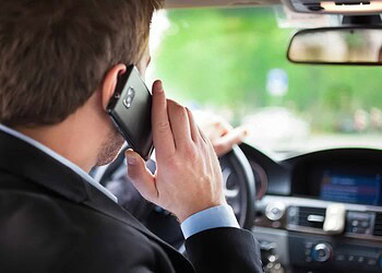Usar celular ao volante passou de grau médio para gravíssimo