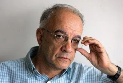 Emir Sader fala do momento político atual e arrisca a dizer que o país está ‘arrebentado’