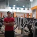 Para arrecadar alimentos, amigos realizam aulão de funcional solidário