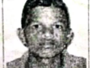 Duas pessoas são mortas por policiais, que alegam resistência e troca de tiros