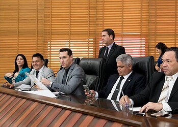 Assembleia Legislativa aprova orçamento do Estado para 2017 de R$ 5,6 bilhões