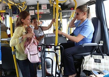 Projeto de lei que proíbe a cobrança da tarifa por parte do motorista de ônibus foi aprovado pela Câmara