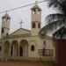 Bandidos invadem igreja católica, quebram imagens e roubam objetos eletrônicos