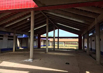 Moradores reclamam de atraso na entrega de creche em Rio Branco