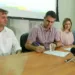 Prefeitura anuncia concurso com 300 vagas e convoca 1.043 aprovados para a Educação