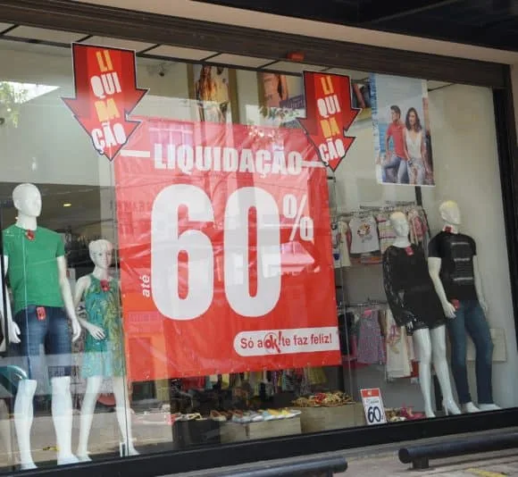 ‘Blitz do Desconto’ do Procon Acre fiscaliza lojas em promoção