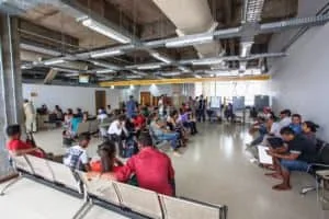 Confira o que abre e fecha nos feriados de sexta e segunda-feira