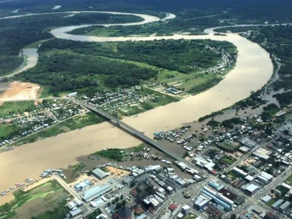 Rio Juruá chega perto da cota de transbordamento e marca 12,74 metros