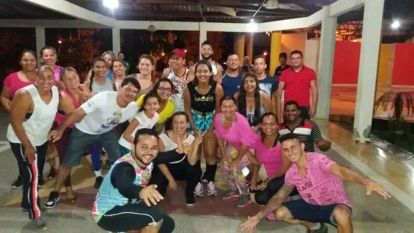 Para promover uma maior qualidade de vida grupo de dança realiza projeto no bairro Tucumã