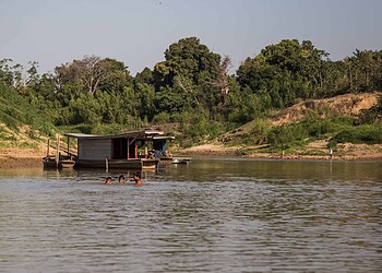 Rio Acre sobe mais de 2 metros na Capital e ultrapassa cota de alerta em Brasiléia