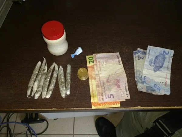 Rondonienses são presos pela PM/AC com arma de fogo