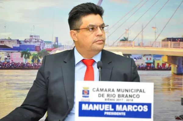 Presidente da Câmara propõe punição aos bancos