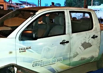 Servidor da prefeitura é baleado enquanto entregava sacolões em Cruzeiro do Sul