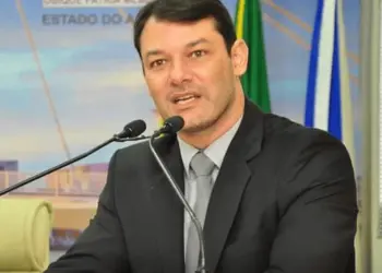 Vereador Roberto Duarte apresenta proposta para manter a tarifa de ônibus em R$ 3,00