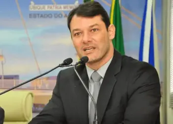 Vereador Roberto Duarte sugere transmissão das sessões da Câmara pela internet