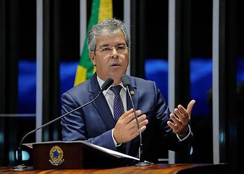 Jorge Viana denuncia silêncio dos jornais sobre disparada de Lula em pesquisa