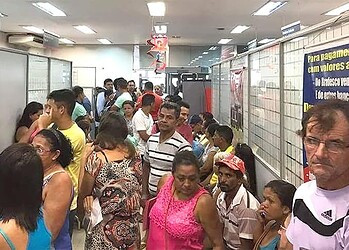 Câmara de Vereadores pretende modificar Lei que regula tempo de espera em filas de bancos