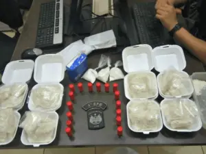 Homem é preso com droga escondida dentro de embalagens de isopor 1 Homem é preso com droga escondida dentro de embalagens de isopor