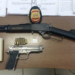 Suspeito de homicídio é preso com rifle e munições