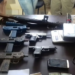 Grupo é preso com metralhadoras, fuzil e drogas no Bairro do Bosque