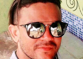 Ex-policial militar é baleado e morre a caminho do hospital