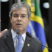 Em discurso na tribuna do Senado, senador Jorge Viana (PT-AC).