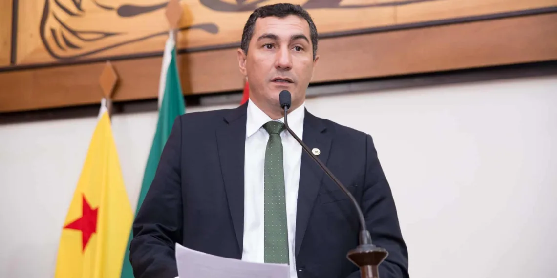 Jesus Sérgio comenta sobre a nota da Associação de Oficiais que o chamou de ‘irresponsável’