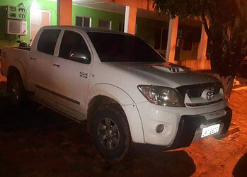 Após troca de tiros com a PM, três assaltantes são presos e um acaba morrendo na BR-317