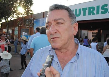 Assuero Veronez diz que população pode ficar tranquila, mas o setor teme prejuízos após operação Carne Fraca