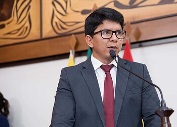 Jenilson destaca a realização de audiência pública em Assis Brasil para discutir a violência na fronteira