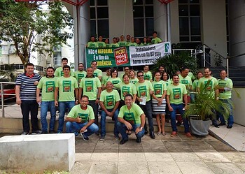 Trabalhadores contra a PEC 287 que trata da Reforma da Previdência realizam manifestação em Rio Branco