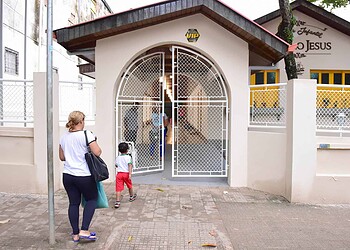 Prefeitura reinaugura Escola Menino Jesus