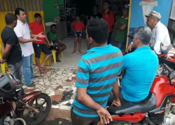 Vereador Roberto Duarte visita bairro Taquari para ouvir reivindicações
