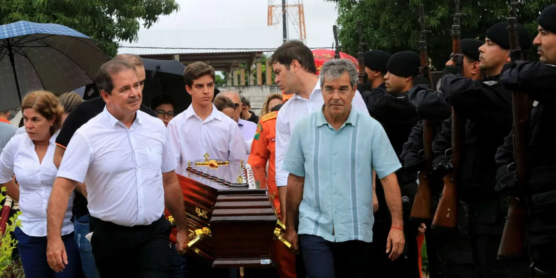 Tião e Jorge Viana dão o último adeus ao pai, Wildy Viana