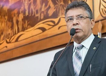 Deputado comemora sanção de lei que prevê medidas ao controle de obesidade nas escolas