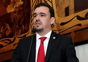 “É preciso debater com as pessoas, a renovação das ideias”, afirma presidente do PT no Acre, Daniel Zen