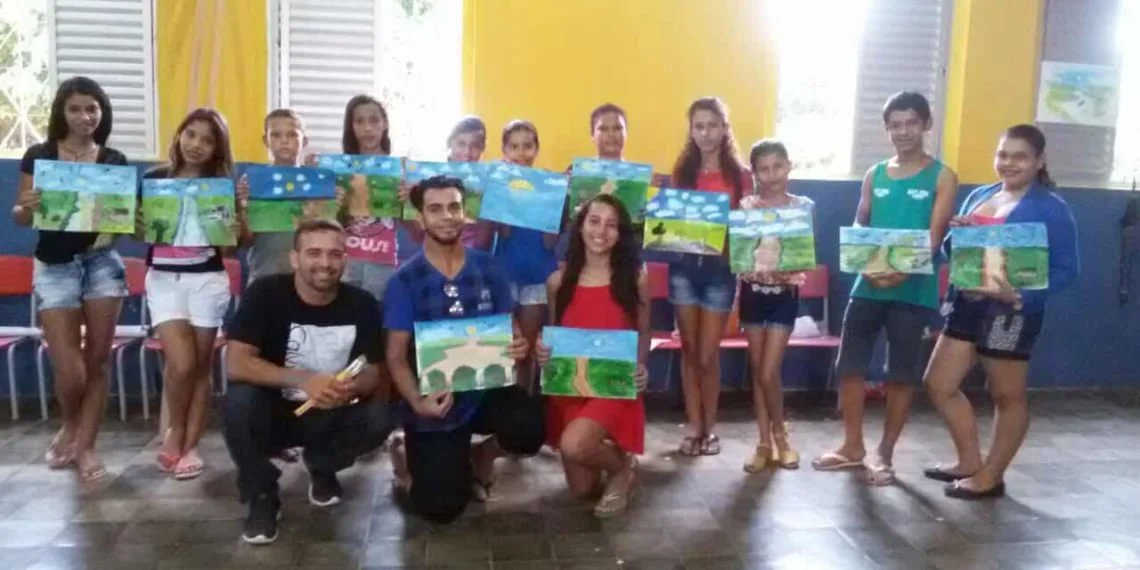 Artista visual realiza exposição e busca novos talentos em municípios acreanos