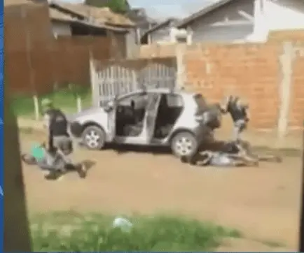 Policiais que espancaram 3 suspeitos a pauladas voltam a ser presos