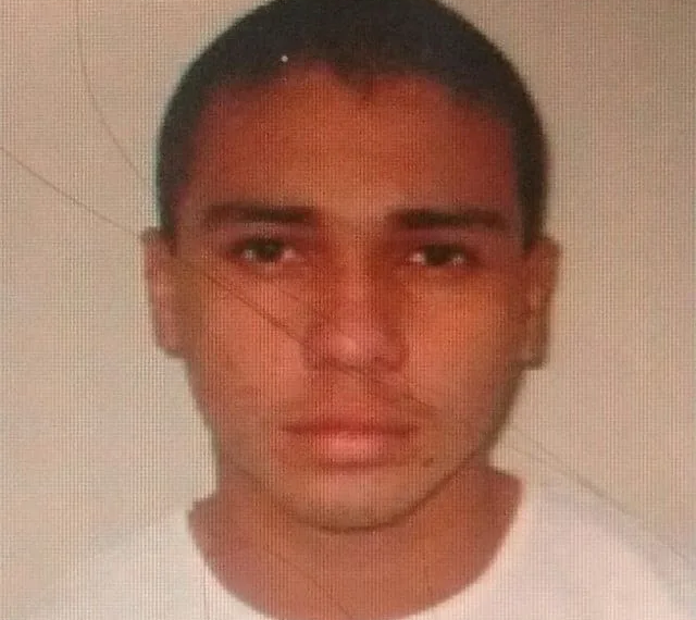 Jovem tinha deixado criança em creche quando foi morto por dupla, diz polícia