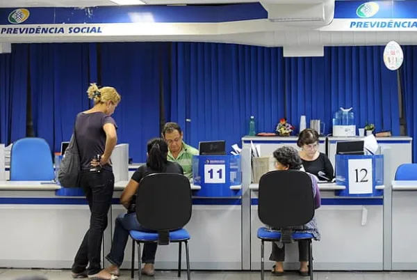 INSS retoma atendimentos após parada por conta do ciberataque