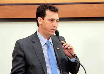 Jairo Carvalho critica Ageac pela aplicação de multas a taxistas intermunicipais 17 Jairo Carvalho critica Ageac pela aplicação de multas a taxistas intermunicipais