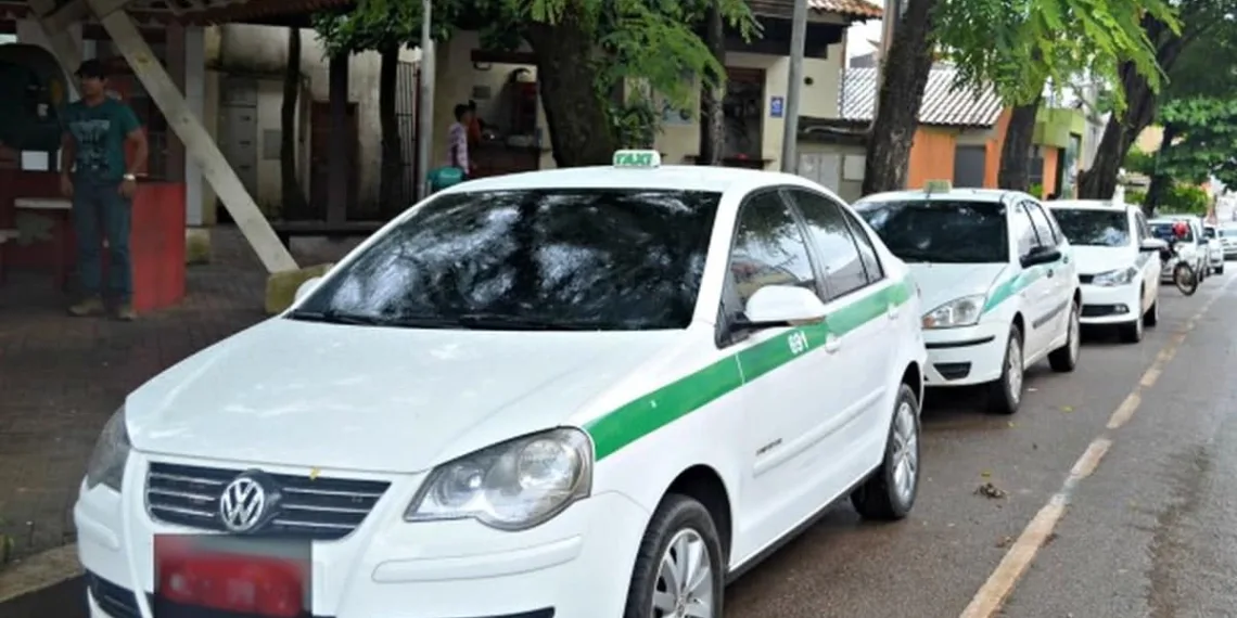 “Vamos pra cima”, diz presidente dos taxistas sobre possível chegada de Uber
