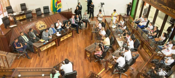 Deputados estaduais se reúnem com servidores do Pró-Saúde e garantem apoio à classe