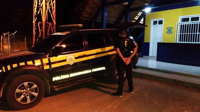 Homem foi flagrado dirigindo embriagado neste domingo (26) em Xapuri (Foto Divulgação PRF-AC)