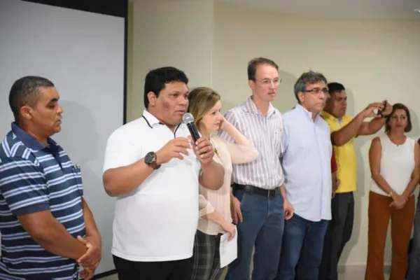 Governo e prefeitura vão regularizar mais 12 mil imóveis em Rio Branco