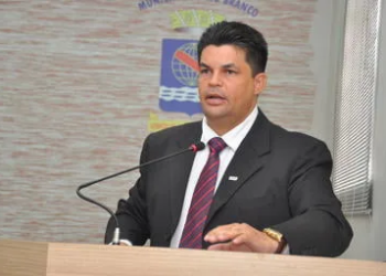 Vereador Manuel Marcos faz avaliação do primeiro semestre legislativo na Câmara 12 Vereador Manuel Marcos faz avaliação do primeiro semestre legislativo na Câmara