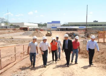 Presidente do TRE/AC visita obras da nova sede e do depósito de urnas em Rio Branco
