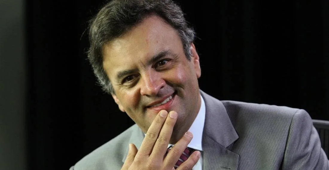 Ministro Marco Aurélio determina o retorno de Aécio Neves à função de senador